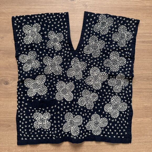 Vintage Hand-Embroidered Indigo Cotton Top Floral Star Pattern Boho Ethnic M/L - Picture 7 of 7